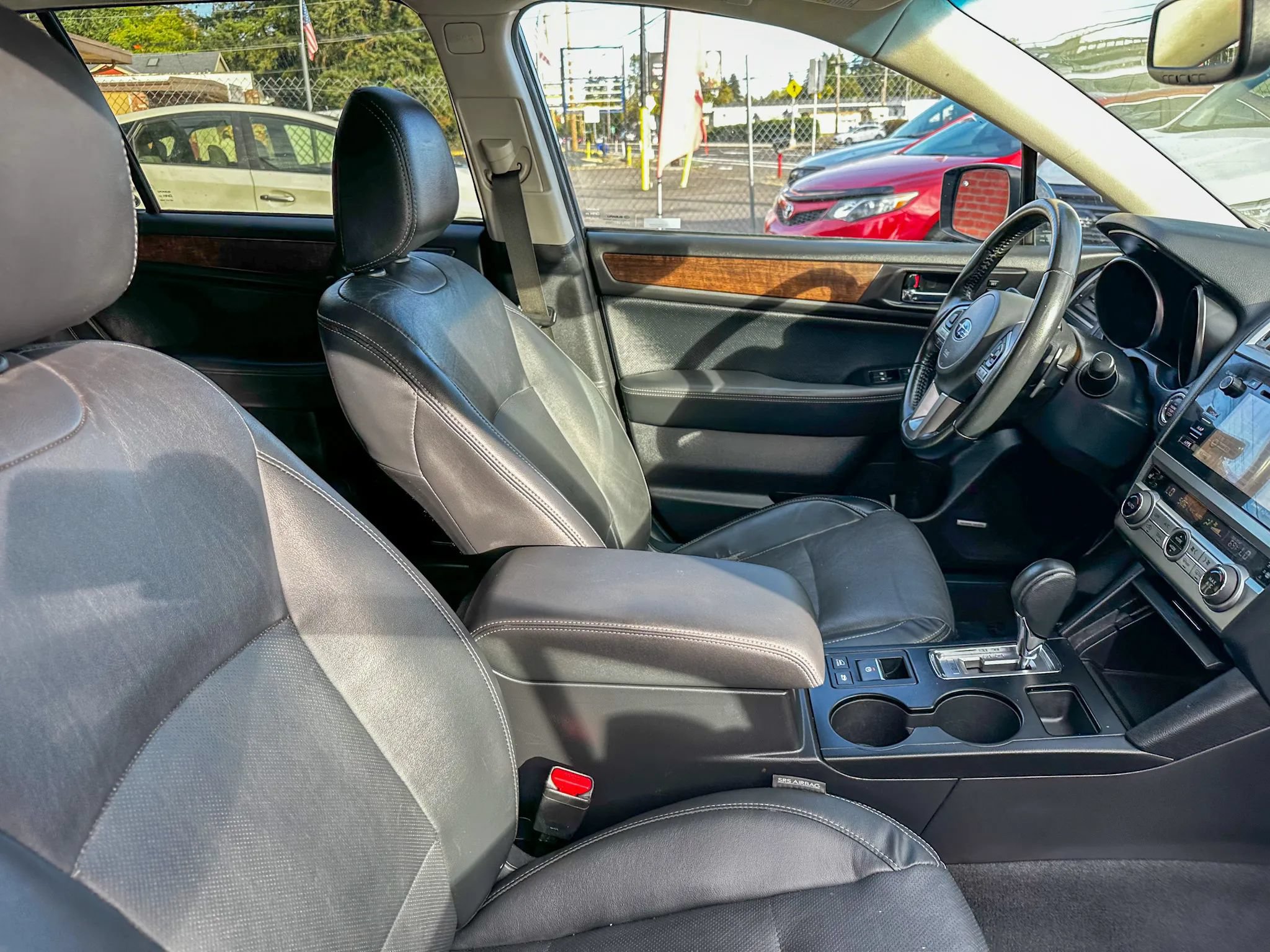Used 2016 Subaru Outback 3.6R Limited AWD/4WD image 39