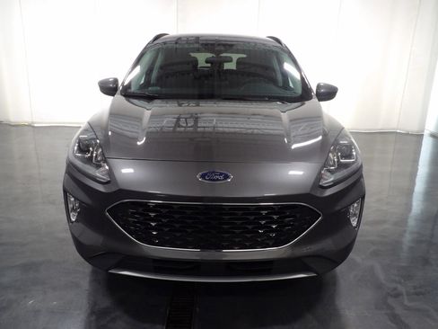 Used 2021 Ford Escape SEL w/ Technology Package image 2