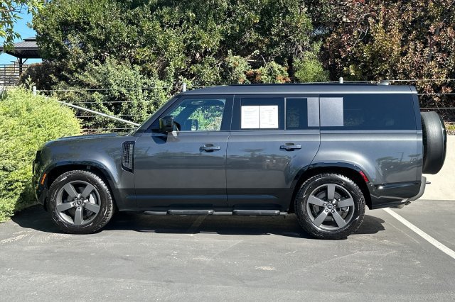 Certified 2025 Land Rover Defender 130 X-Dynamic SE AWD/4WD image 2