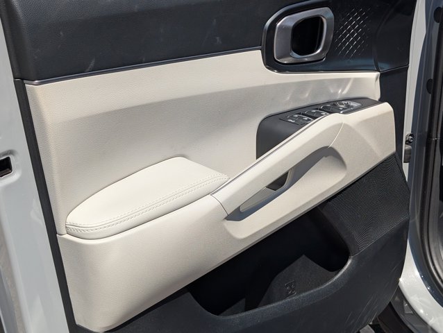 Used 2025 Kia Sorento S w/ Panoramic Sunroof Package FWD image 37