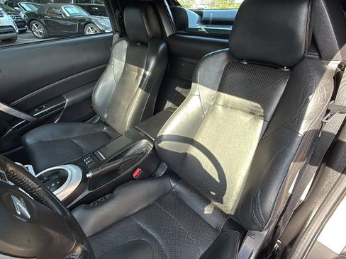 Used 2007 Nissan 350Z Touring RWD image 19