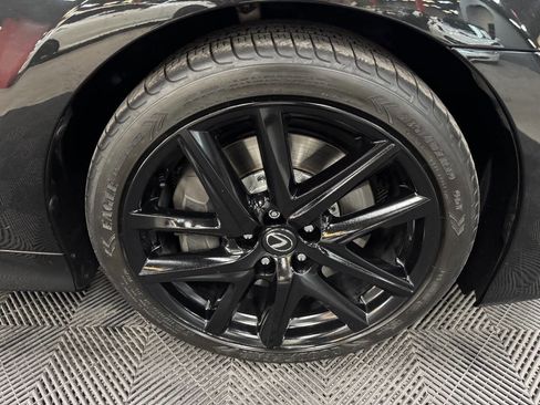 Used 2019 Lexus GS 350 F Sport image 16