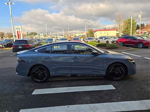 New 2026 Nissan Sentra SR image 4