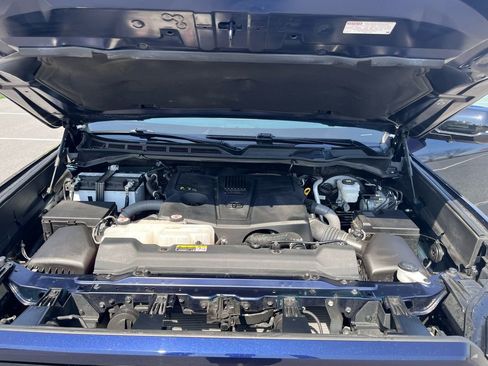 Used 2024 Toyota Tundra Limited w/ TRD Off-Road Package image 27