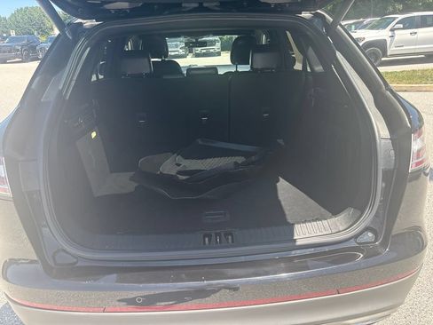 Used 2019 Lincoln Nautilus Select AWD/4WD image 7