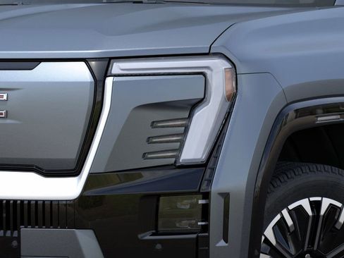 New 2026 GMC Sierra EV Denali image 34
