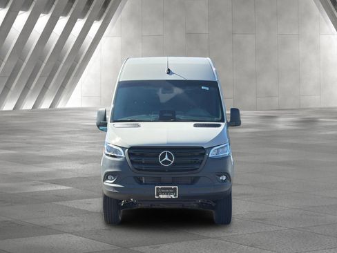 New 2026 Mercedes-Benz Sprinter 2500 image 9