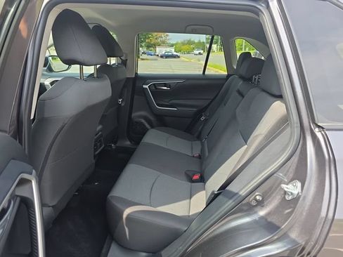 Used 2024 Toyota RAV4 XLE AWD/4WD image 22