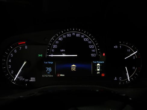Used 2019 Cadillac XT5 FWD image 18