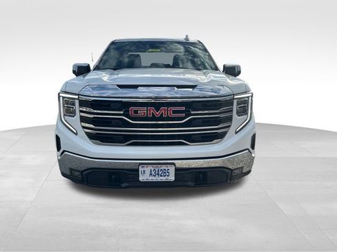 Used 2024 GMC Sierra 1500 SLT image 8