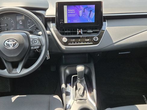 Used 2024 Toyota Corolla LE FWD image 17