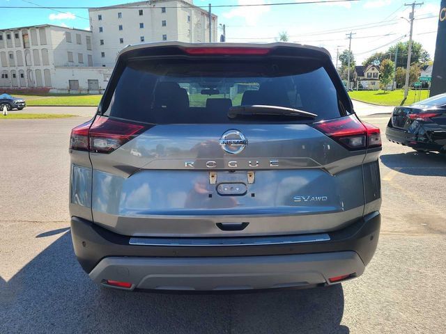 Used 2021 Nissan Rogue SV AWD/4WD image 9