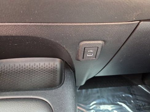 Used 2025 Toyota Corolla LE FWD image 26
