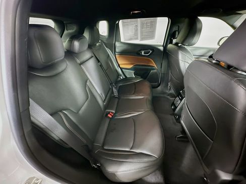 Certified 2024 Jeep Compass Limited image 35