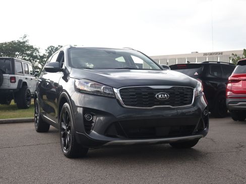 Used 2020 Kia Sorento EX FWD image 7