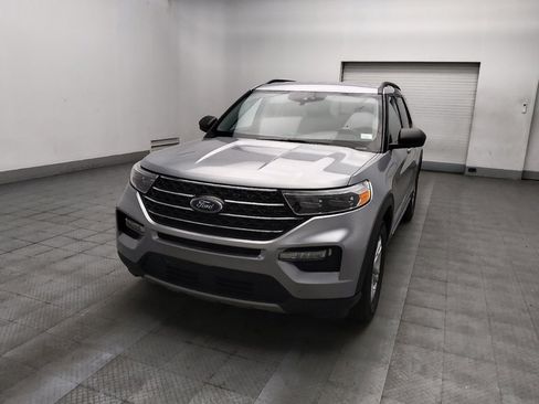 Used 2024 Ford Explorer XLT w/ Equipment Group 202A RWD image 15