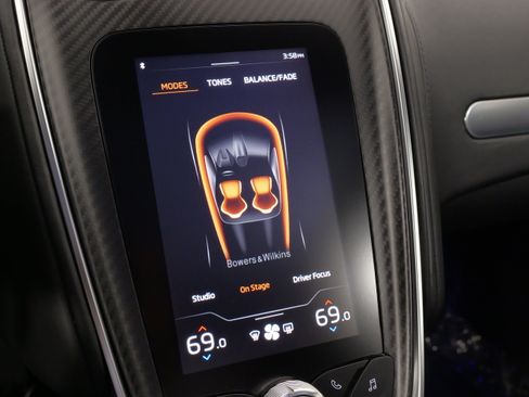 Used 2022 McLaren GT image 57
