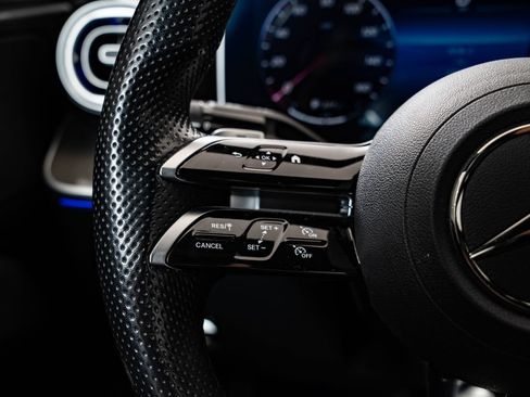 Certified 2022 Mercedes-Benz C 300 4MATIC Sedan image 28