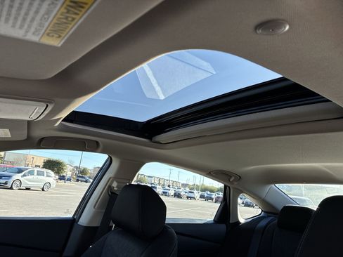 Certified 2025 Honda Accord SE image 20