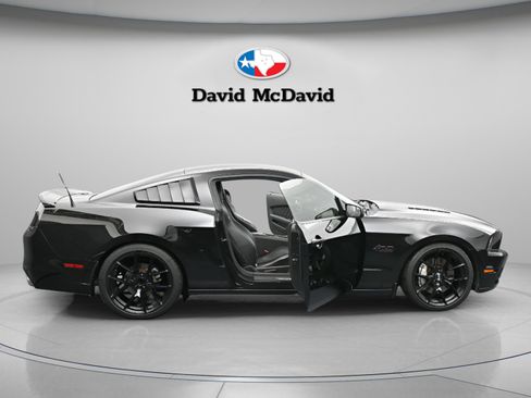 Used 2013 Ford Mustang GT Premium w/ Electronics Pkg image 40