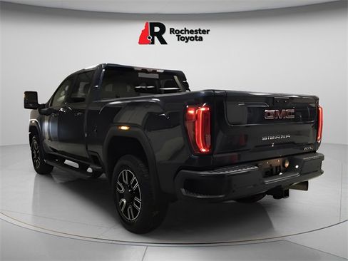 Used 2020 GMC Sierra 2500 AT4 w/ AT4 Premium Package image 5