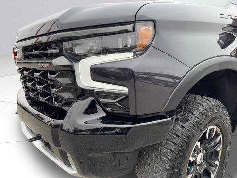 Used 2024 Chevrolet Silverado 1500 ZR2 w/ Technology Package AWD/4WD image 13
