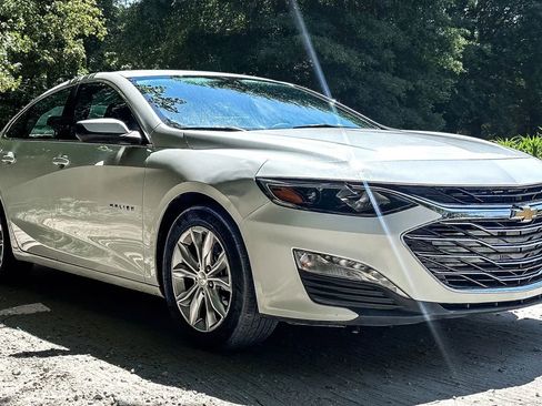 Used 2020 Chevrolet Malibu LT FWD image 7