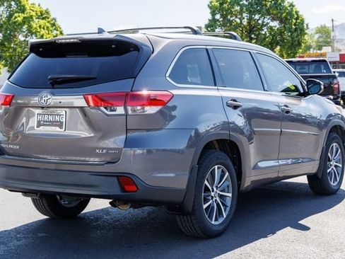 Used 2017 Toyota Highlander XLE w/ Protection Package #3 AWD/4WD image 33