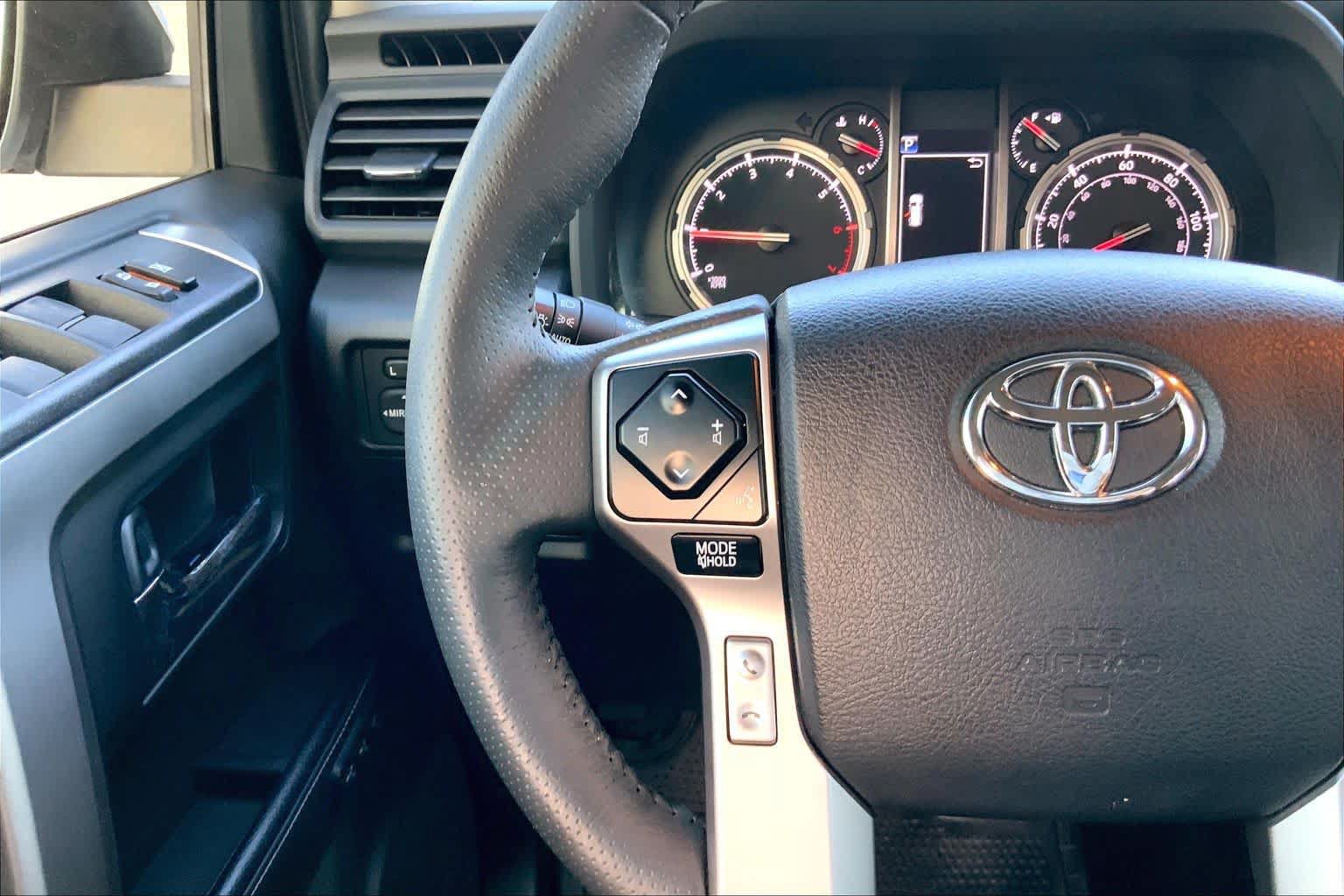 Used 2022 Toyota 4Runner Limited RWD image 24