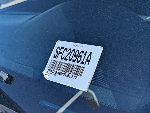 Used 2023 Toyota Tacoma TRD Off-Road image 30