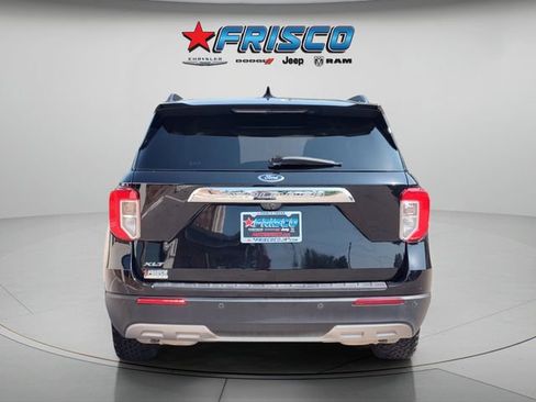 Used 2020 Ford Explorer XLT w/ Equipment Group 202A RWD image 6