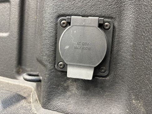 Used 2024 GMC Sierra 2500 Denali w/ Denali Reserve Package image 19