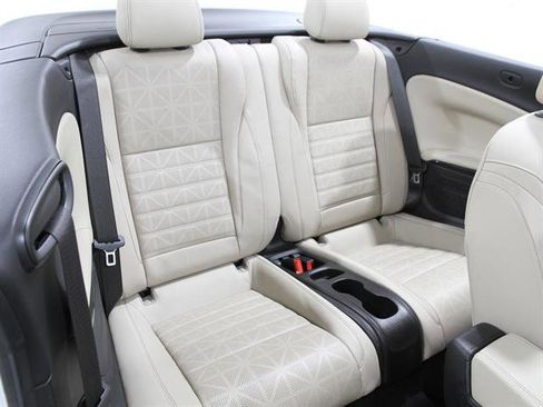 Used 2019 Buick Cascada Premium image 18