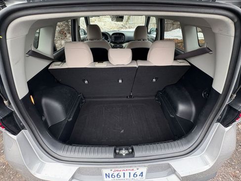 Used 2025 Kia Soul LX w/ LX Technology Package image 28