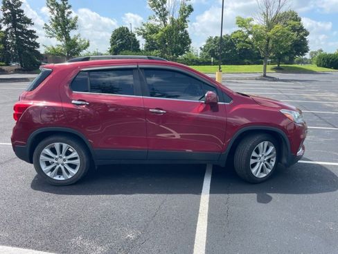 Used 2018 Chevrolet Trax Premier FWD image 4