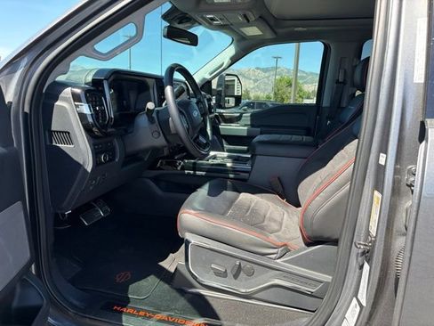 Used 2024 Ford F250 Lariat w/ Lariat Ultimate Package AWD/4WD image 25