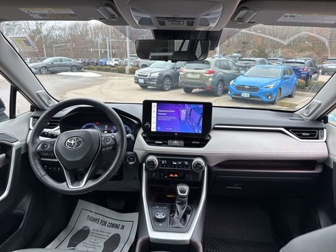 Used 2023 Toyota RAV4 Limited image 11