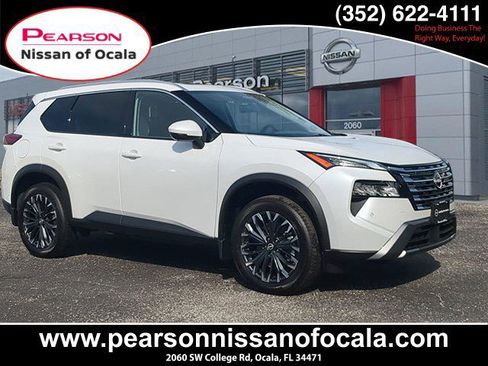 Certified 2025 Nissan Rogue SL w/ Tech Package AWD/4WD image 1