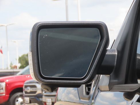 Used 2023 Ford F150 Raptor AWD/4WD image 18