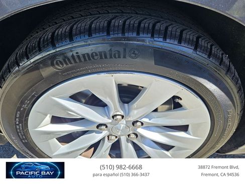 Used 2016 Tesla Model S 70 RWD image 28