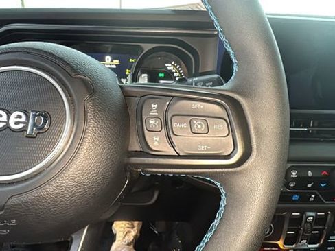 Used 2025 Jeep Wrangler Unlimited Rubicon 4xe w/ Safety Group image 19