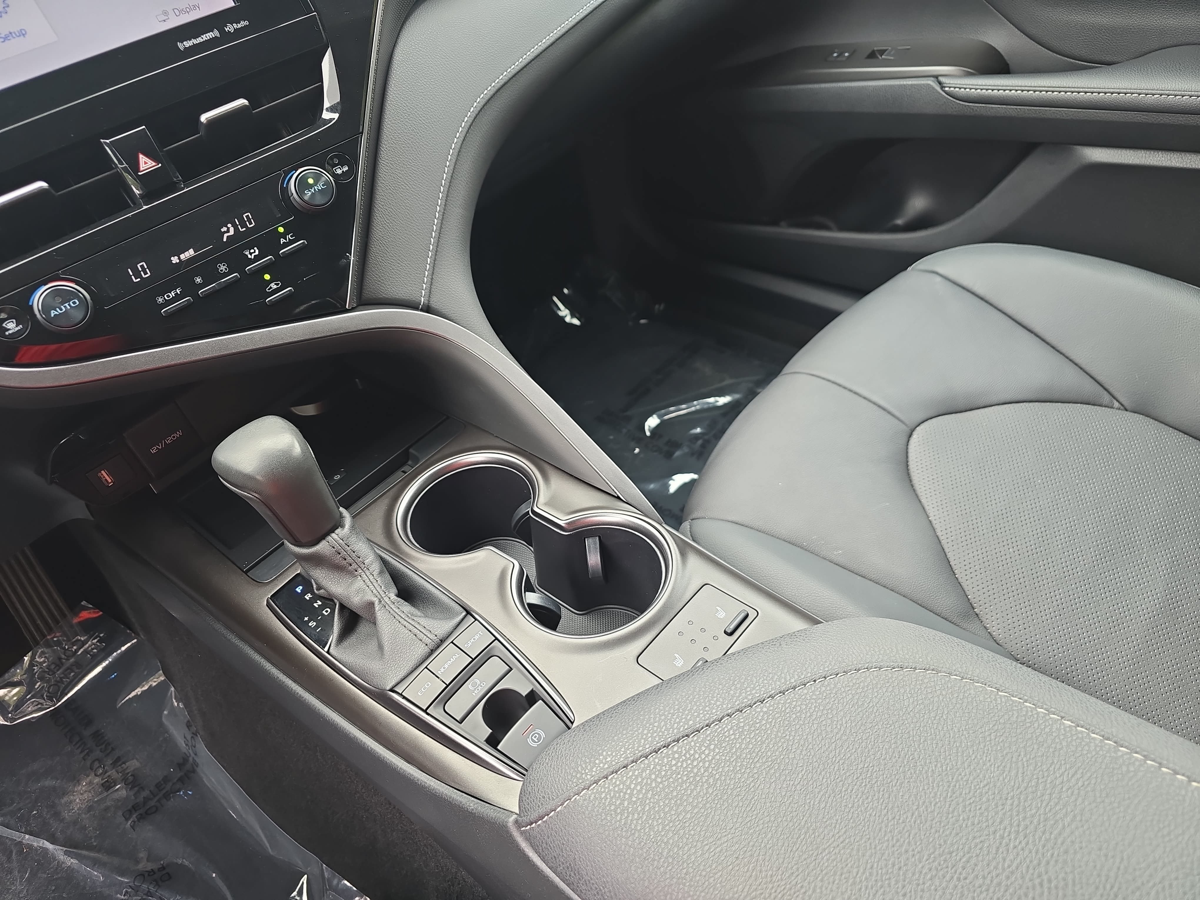 Used 2024 Toyota Camry XSE FWD image 23