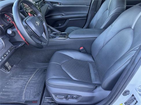 Used 2021 Toyota Camry XSE w/ Navigation Package FWD image 7