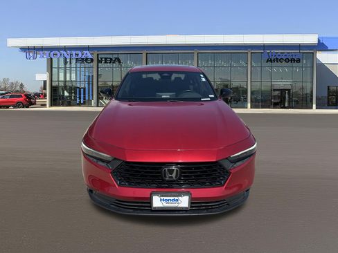 Used 2023 Honda Accord Sport image 7