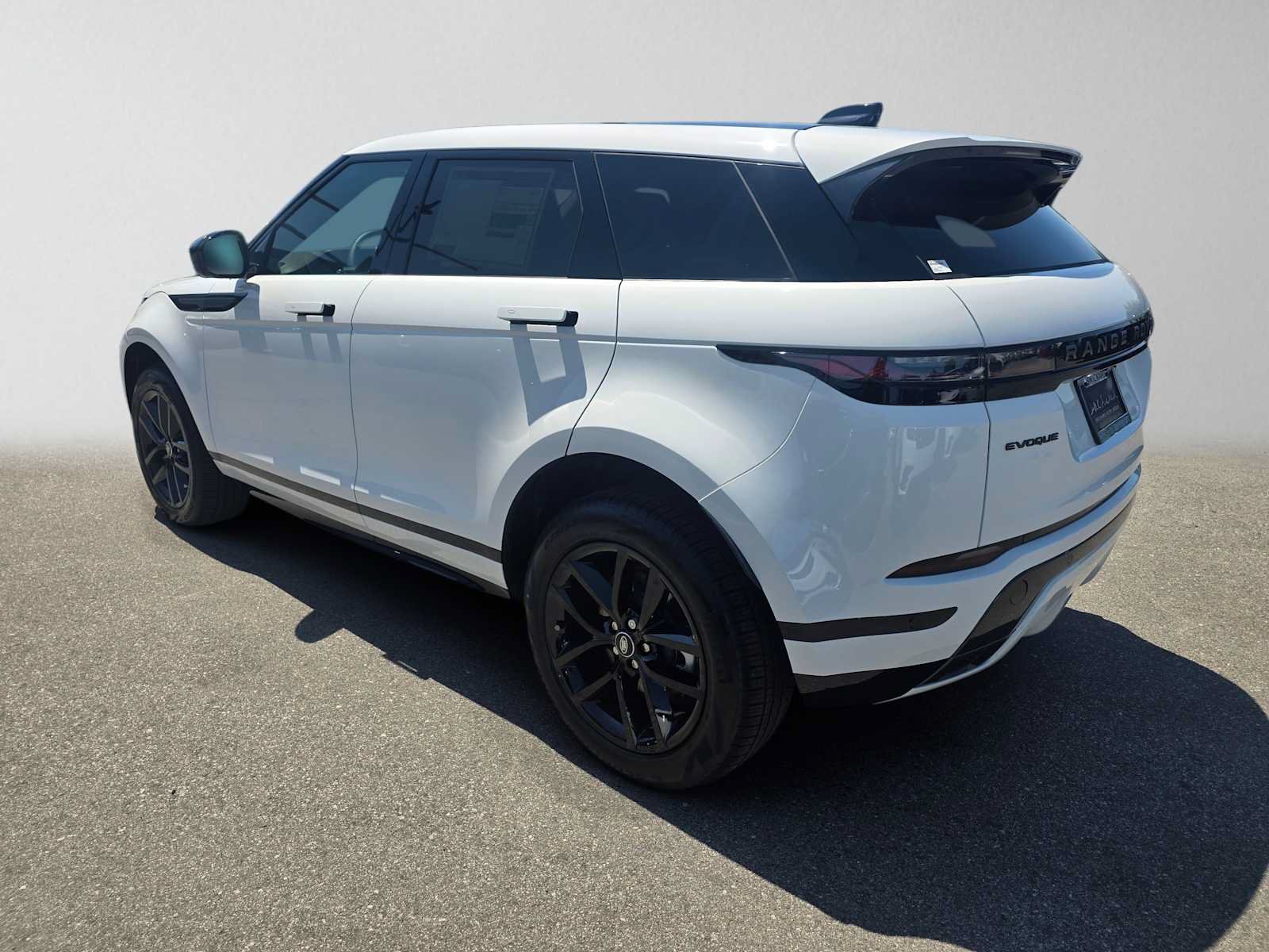 New 2026 Land Rover Range Rover Evoque Dynamic SE AWD/4WD image 3