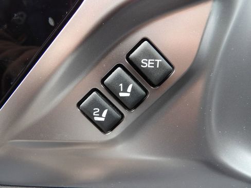 Used 2024 Subaru Outback Limited XT image 13