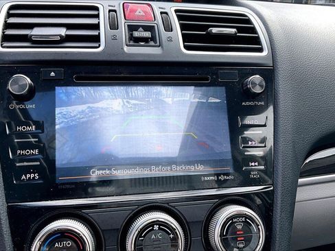 Used 2017 Subaru Forester 2.5i Limited image 9