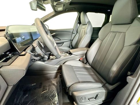 New 2027 Audi Q6 e-tron Premium Plus image 17