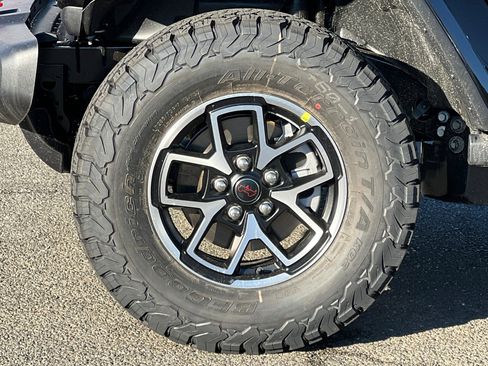 New 2026 Jeep Wrangler Unlimited Rubicon image 22