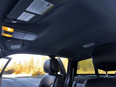 Used 2012 Ford F150 XLT w/ XLT Chrome Pkg image 28